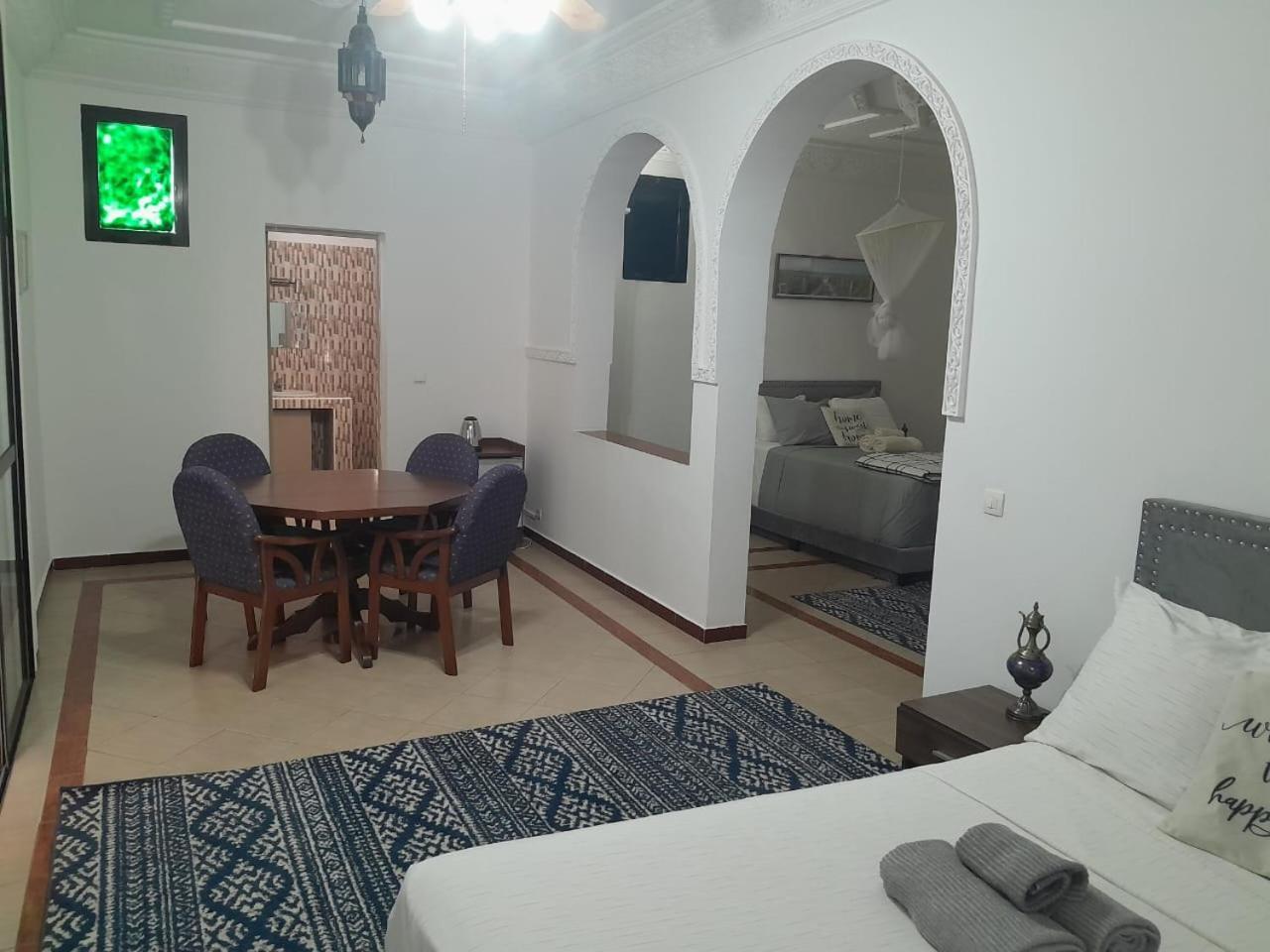 Chez Fatima Et Herve Сомон Экстерьер фото